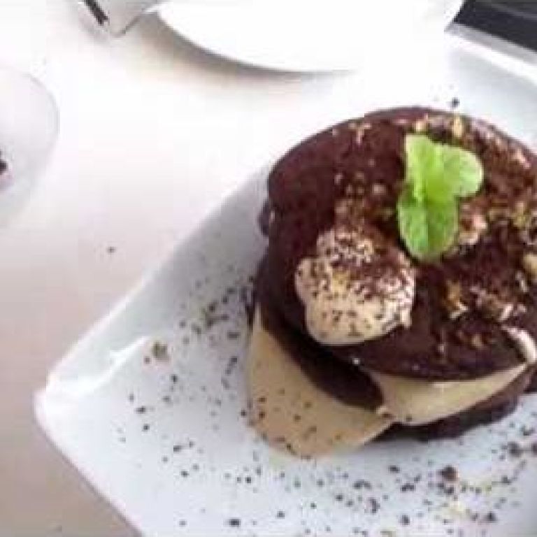 Tortitas de cacao puro con crema de cacahuete